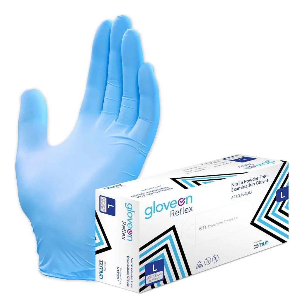 GloveOn Reflex translucent blue nitrile examination gloves with box of 200 — Large